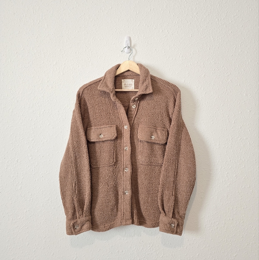Altar'd State Brown Textured Button Up Shacket XS - Picture 2 of 7